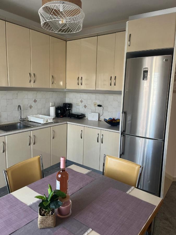 Pety'S House By The Sea Apartment Неойе Епиватай Екстериор снимка